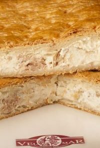 EMPANADA QUESO CREMA Y ATUN – PESO NETO 2,30 KG